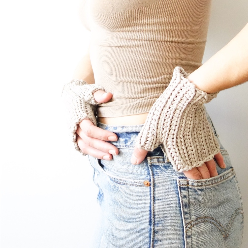 Jersey Chunky Knit Fingerless Gloves